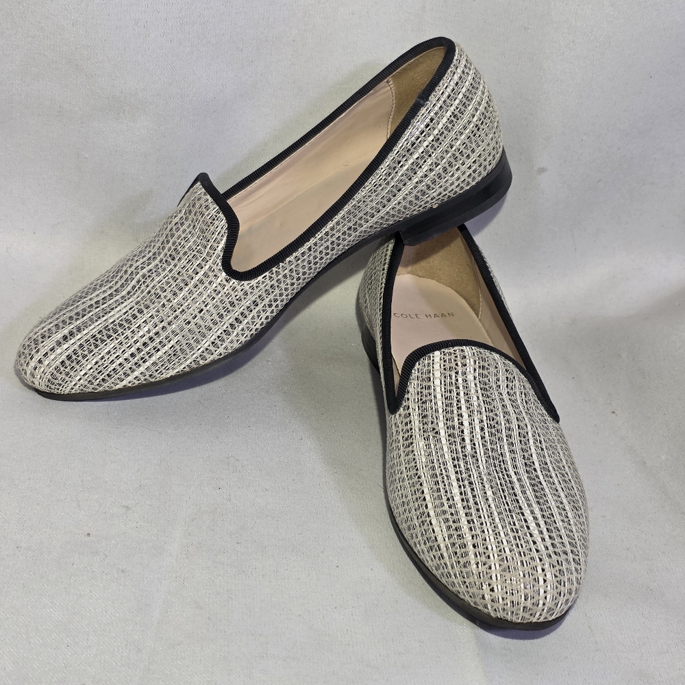 Cole Haan Size 5 B Sabrina Woven Loafer Flat Leather Textured Flat D43680 - Picture 2 of 9